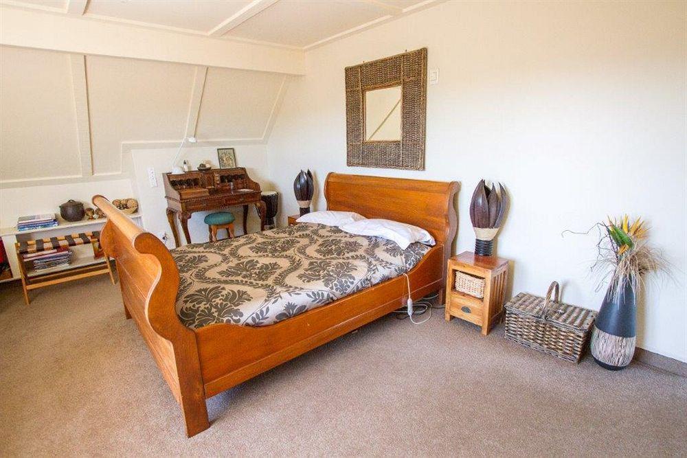 Tudor Manor Bed & Breakfast Paraparaumu Exterior foto