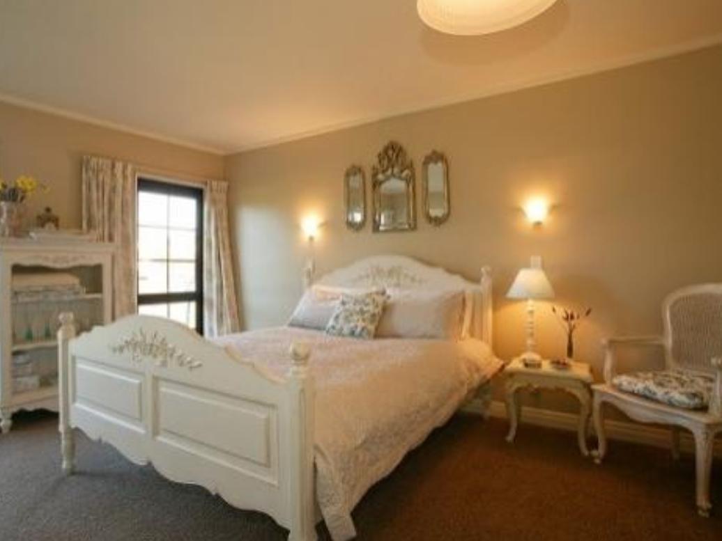 Tudor Manor Bed & Breakfast Paraparaumu Exterior foto